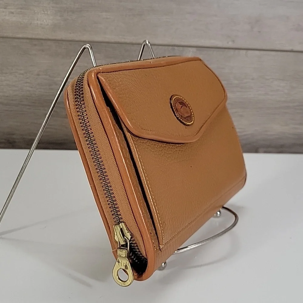 Vintage Dooney & Bourke Pebbled Leather Waist Belt Bag